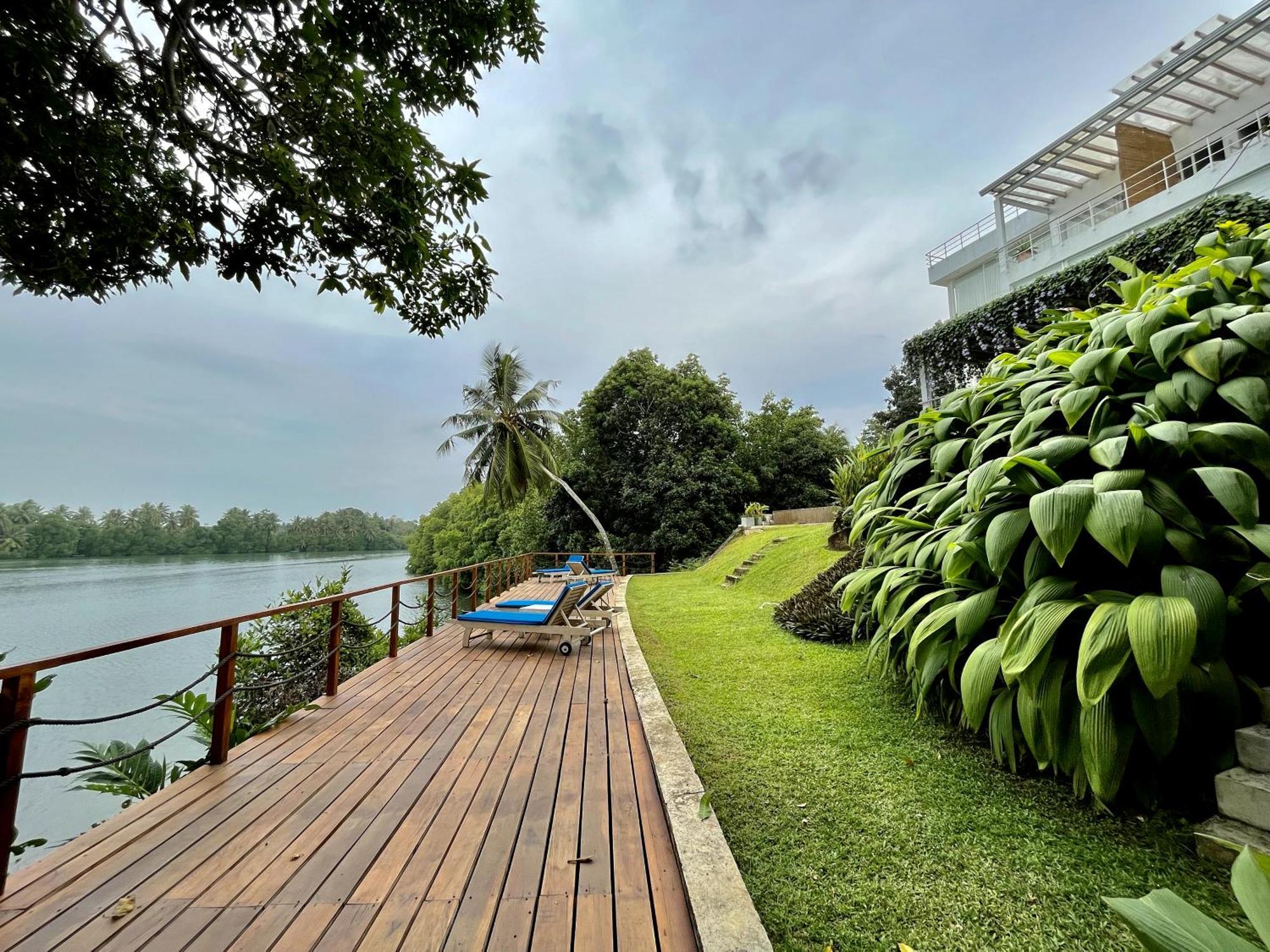 33 Lake Terrace Hikkaduwa Bagian luar foto